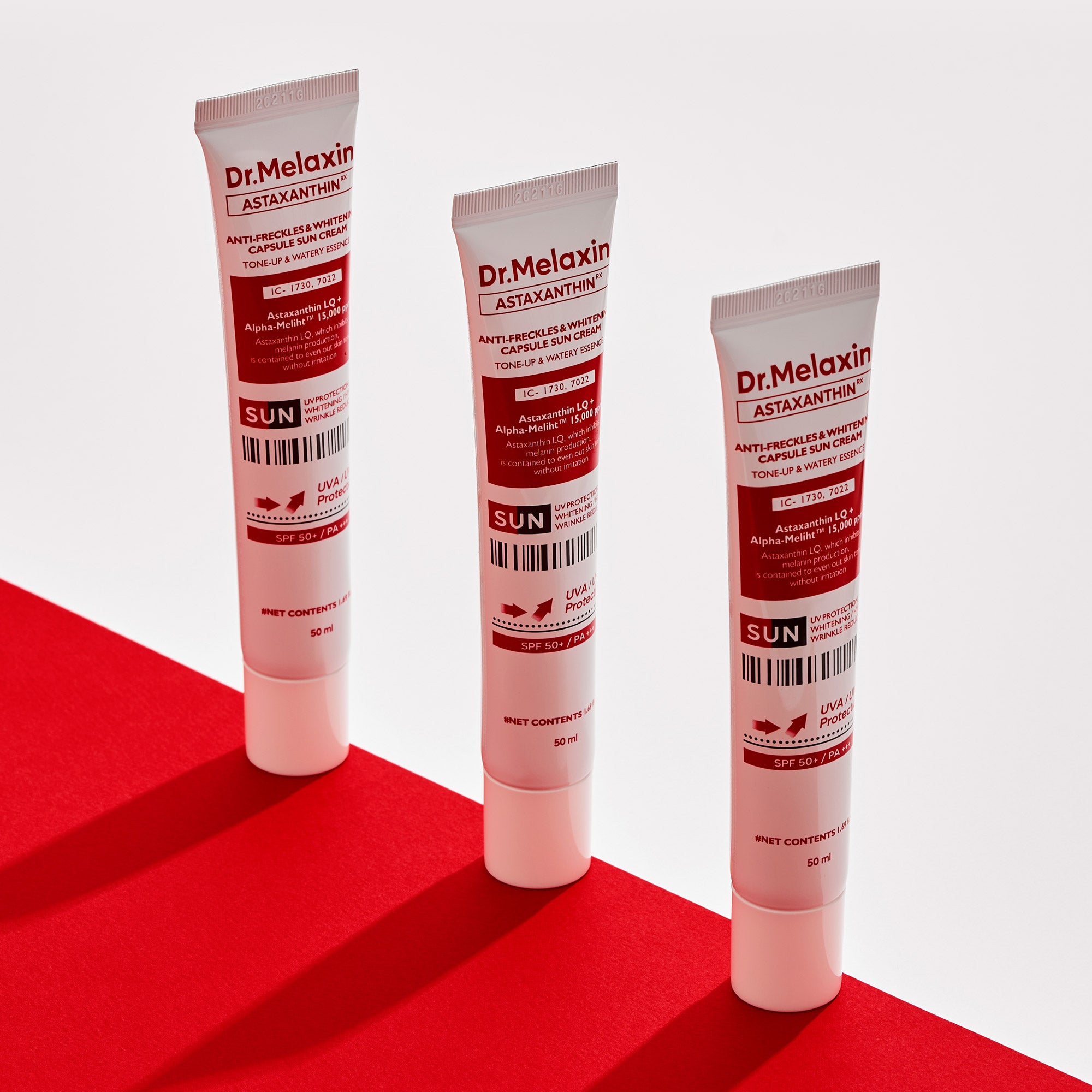 DR.MELAXIN Astaxanthin Anti-Freckles & Whitening Capsule Sunscreen SPF50+ / PA+++ - Tónovací krém s filtrem proti zabarvení 50 ml #6