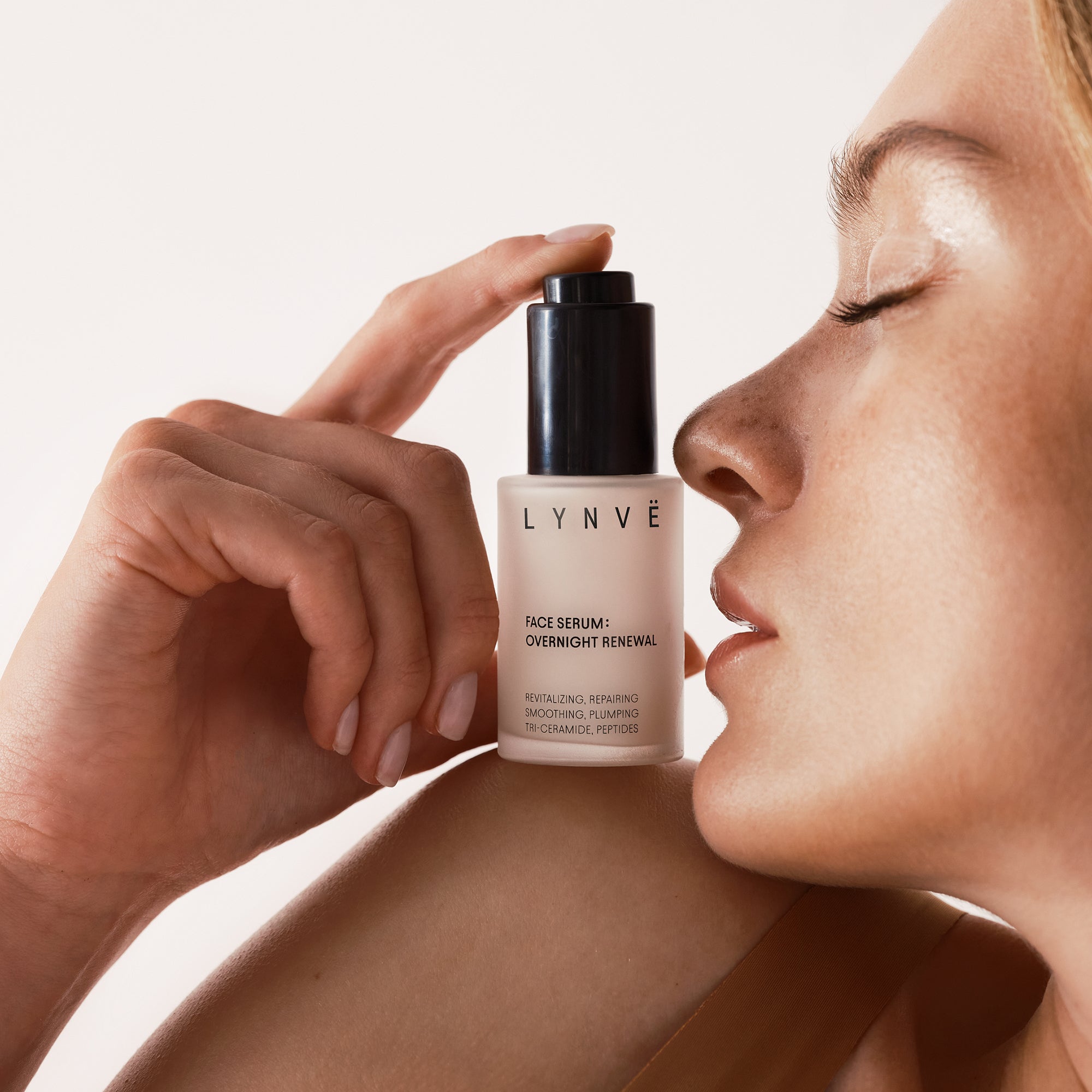 LYNVË OVERNIGHT RENEWAL Serum regenerujące 30 ml #5