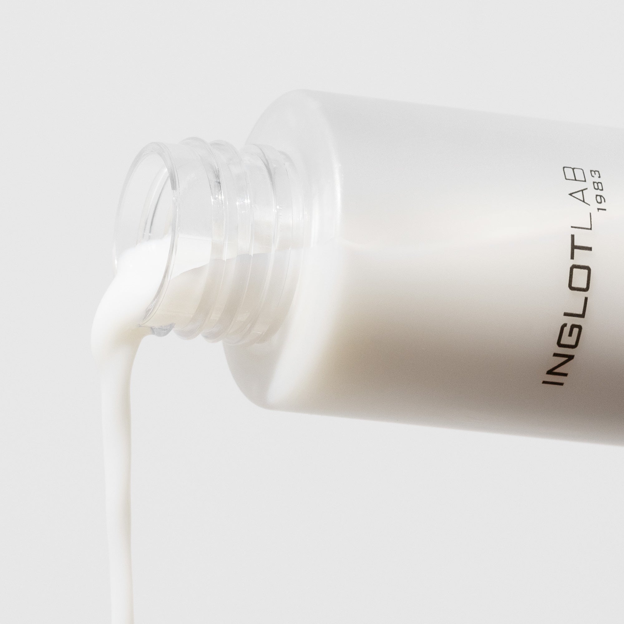 INGLOT LAB MILKY TONING Mléčná, tonizující pleťová mlha 100 ml #2