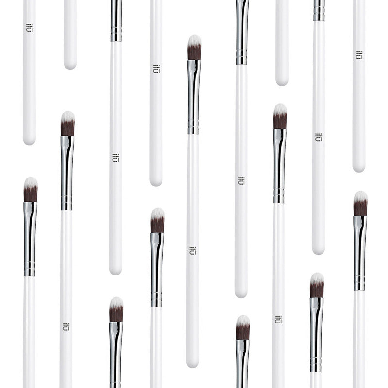 ilū 121 Präzis Concealer Pinsel #5